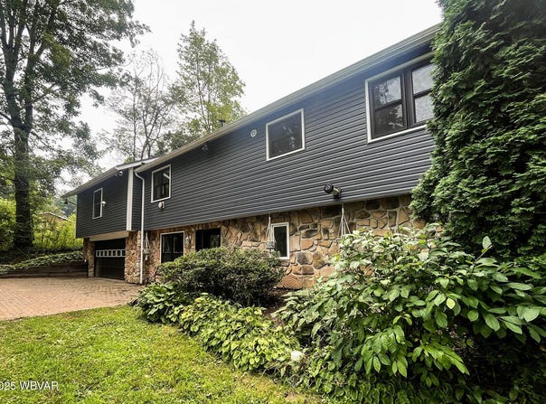 672 OLD CEMENT ROAD, Montoursville, PA 17754