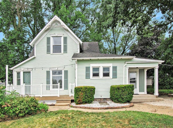421 E South Street, Bremen, IN 46506