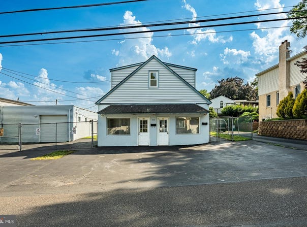 663 CLEARVIEW AVENUE, FEASTERVILLE TREVOSE, PA 19053