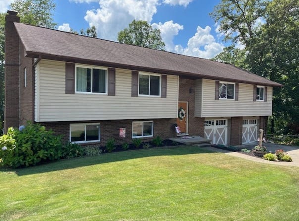 2224 Avinell Drive, Milton, WV 25541