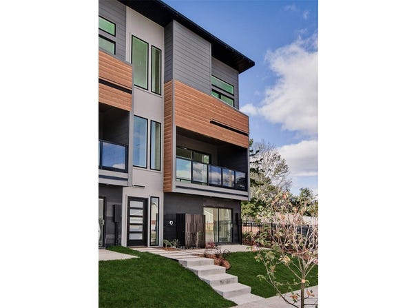 208 NW 9th Street, Bentonville, AR 72712