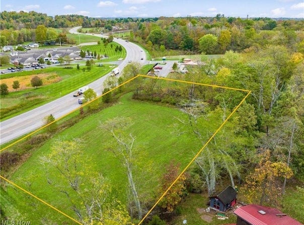 Northpointe Drive, Zanesville, OH 43701