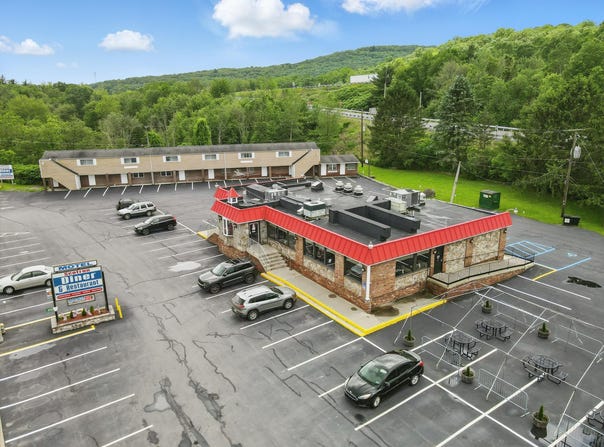 2576 Route 611, Scotrun, PA 18355