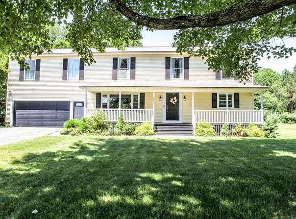 300 Northeast Road, Standish, ME 04084