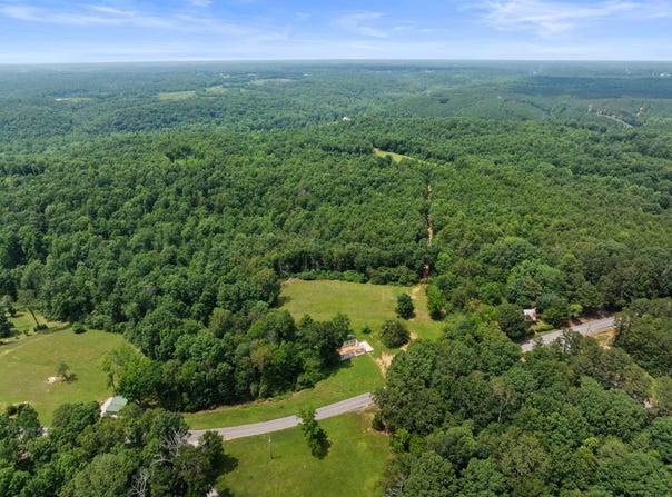 6295 CO RD 8, Florence, AL 35630