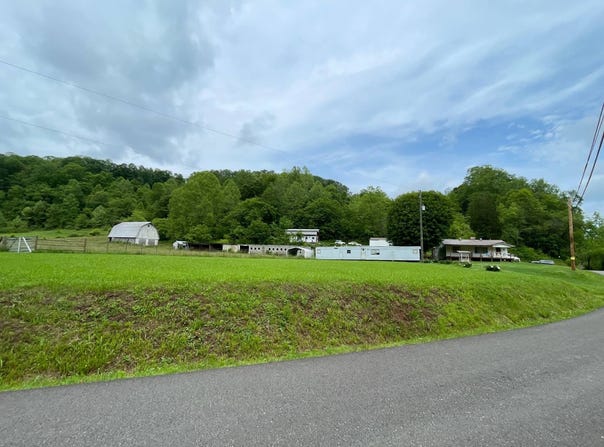 211 Cicerone Road, Sissonville, WV 25320