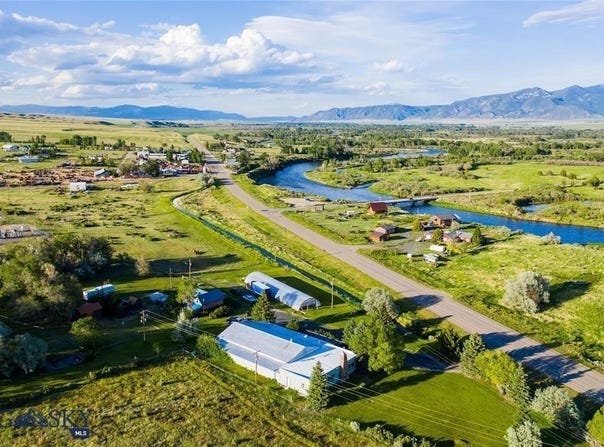 5301 Mt Highway 41 N, Silver Star, MT 59751