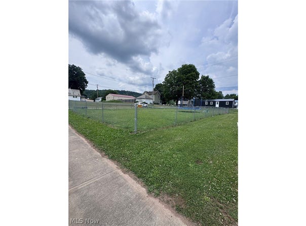 1760 Broadway Street, Stockport, OH 43787