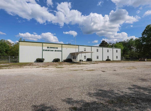 608 N Clay Street, Glenwood, AR 71943