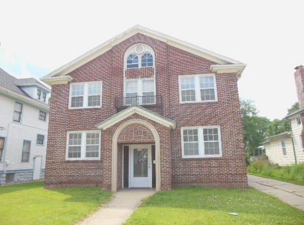 1124 N Main, ROCKFORD, IL 61103