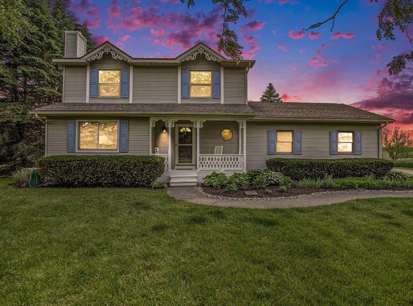 733 Millerburg Road, Charlotte, MI 48813