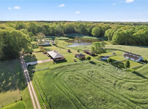 36984 B&c Carter Road, New London, NC 28127
