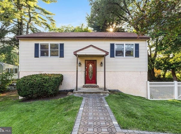 2344 WILTSHIRE DRIVE, UPPER CHICHESTER, PA 19061