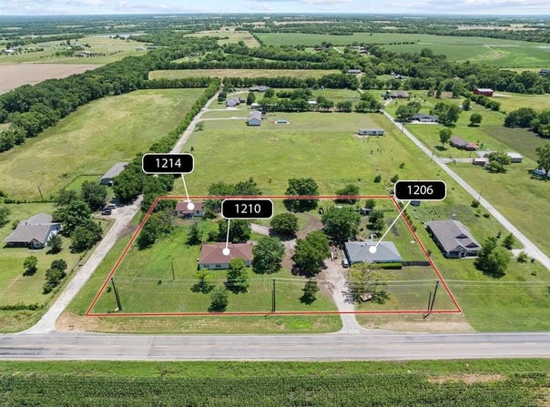 1206 Fm 902, Howe, TX 75090