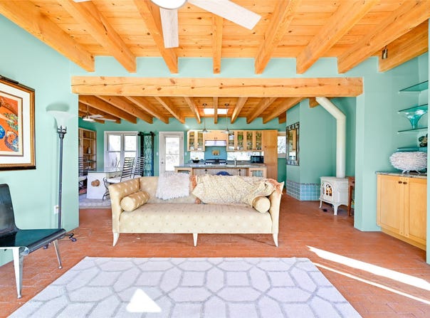 10 Cerrado Road, Santa Fe, NM 87508