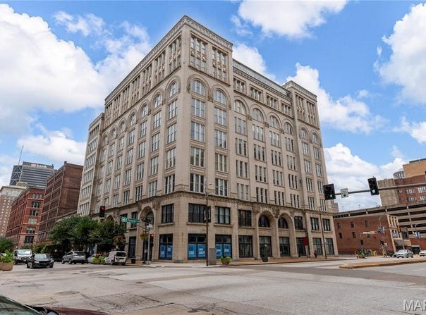 1136 Washington Avenue, St Louis, MO 63101