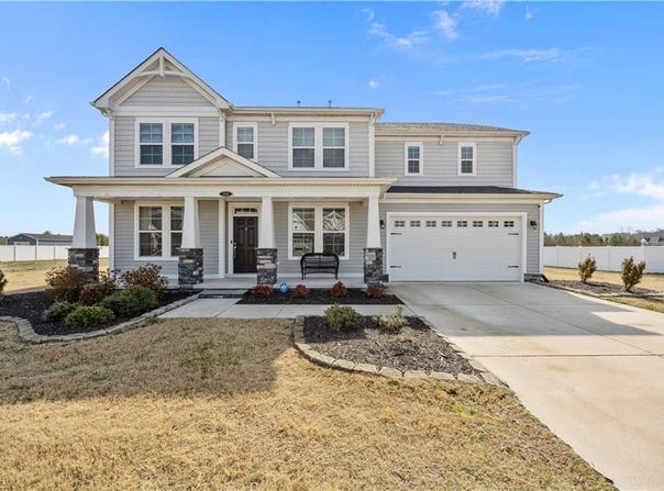 104 Ashbee Court, Moyock, NC 27958