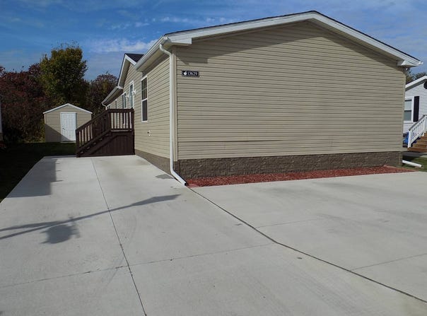 13629 Heritage St, Carleton, MI 48117
