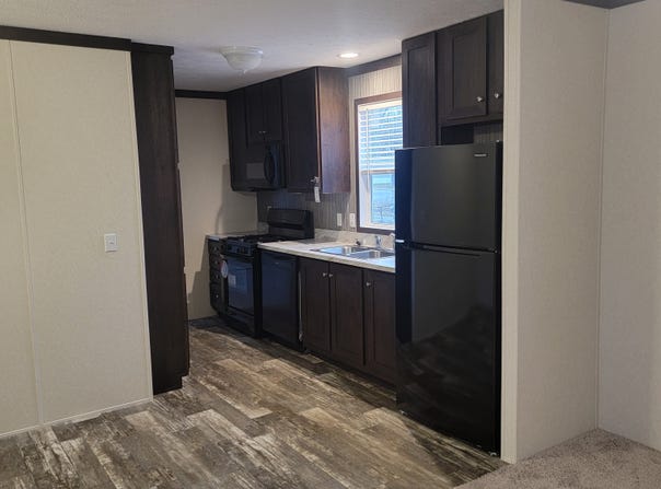 158 Birch Ct., Belleville, MI 48111