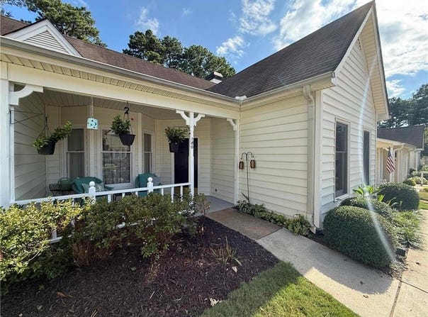 180 Victoria Way, Roswell, GA 30075
