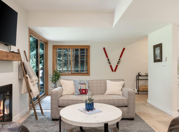 1616 Buffehr Creek, Vail, CO 81657