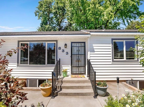 833 Nebraska, Gooding, ID 83330