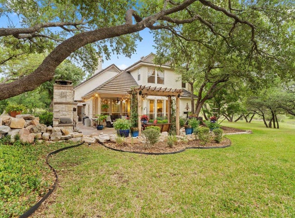 109 Lost Spur, Horseshoe Bay, TX 78657