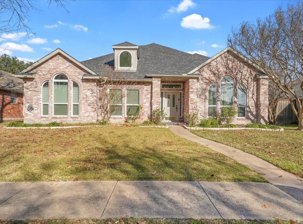 8405 Greenspoint, Rowlett, TX 75088