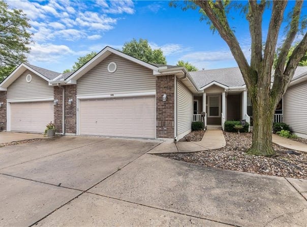 3205 NE 63rd Terrace, Gladstone, MO 64119