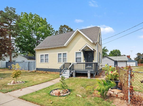 1719 Palmer Avenue, Kalamazoo, MI 49001