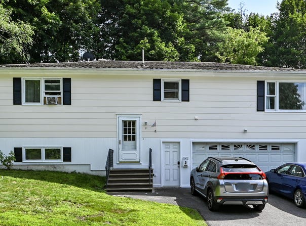 3 Malo Street, Lewiston, ME 04240