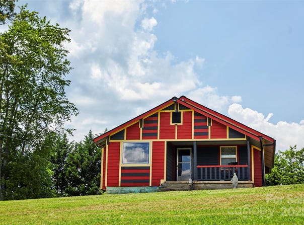 529 Old Newfound Road, Leicester, NC 28748