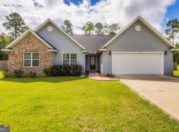 111 Jenny, Folkston, GA 31537