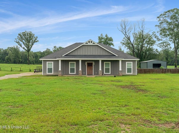 113 Water Oak Drive, Lucedale, MS 39452