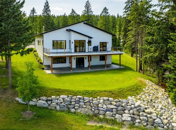 175 Wulff Lane, Lakeside, MT 59922