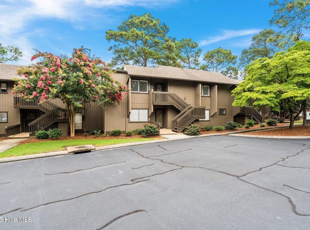 800 Saint Andrews Drive, Pinehurst, NC 28374