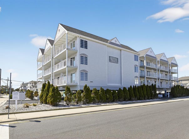 3901 Ocean Ave, Brigantine, NJ 08203
