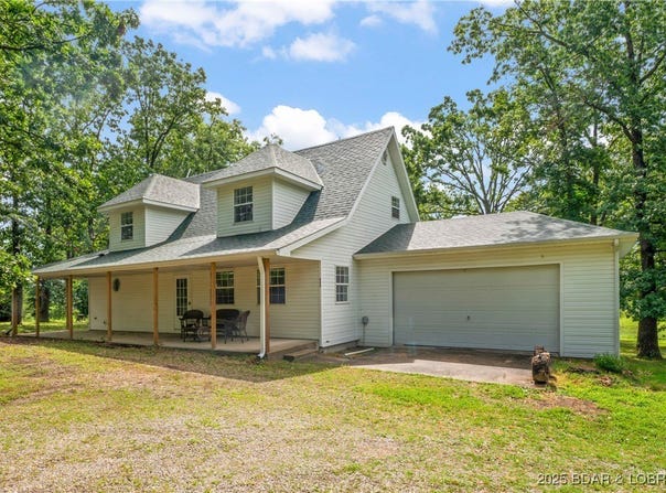 196 shoemaker Drive, Macks Creek, MO 65786
