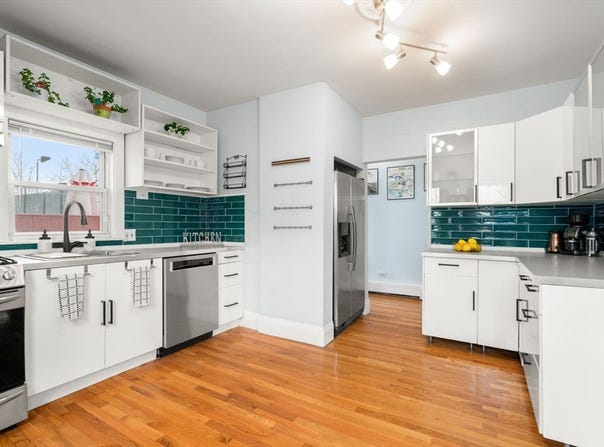 7 Meacham St, Somerville, MA 02145