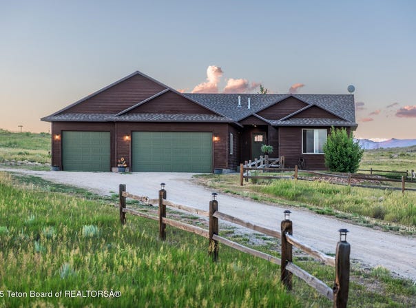 3 HEALERS, Pinedale, WY 82941