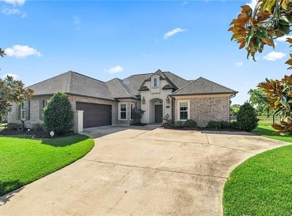 274 E AUGUSTA Lane, Slidell, LA 70458