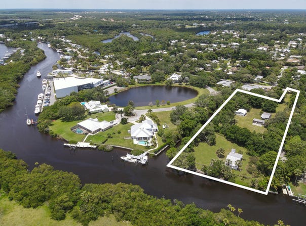 332 SW Salerno Road, Stuart, FL 34997