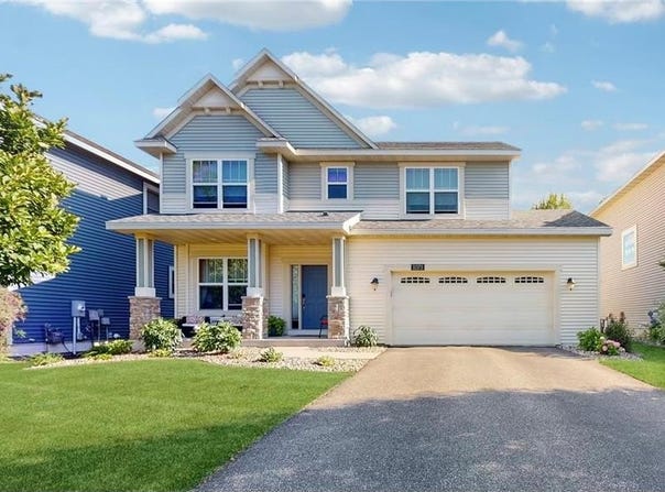 11373 Balsam Way, Woodbury, MN 55129