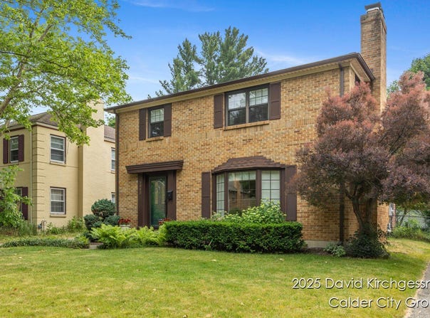 1052 Santa Cruz Drive SE, Grand Rapids, MI 49506