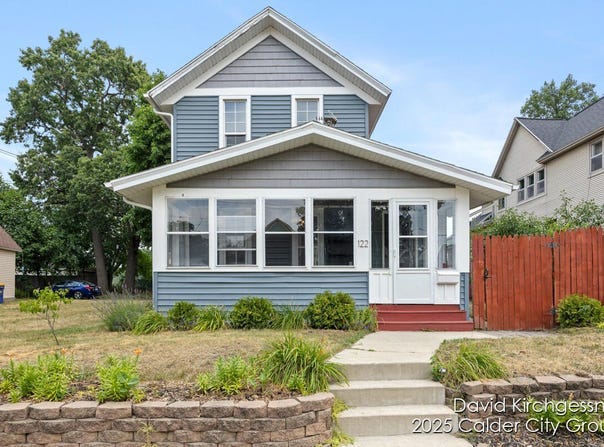 122 Dwight Avenue SE, Grand Rapids, MI 49506