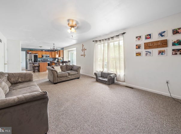 106 SANDY WAY, COATESVILLE, PA 19320