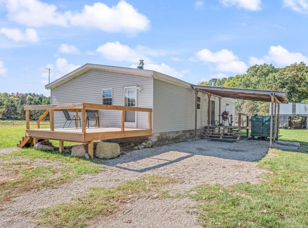 6674 E 48th Street, Chase, MI 49623