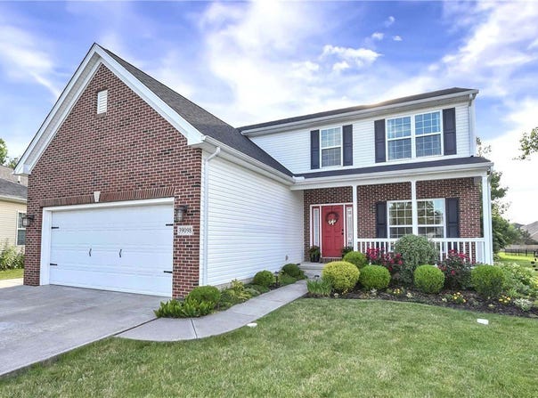 39098 Caistor Drive, Avon, OH 44011