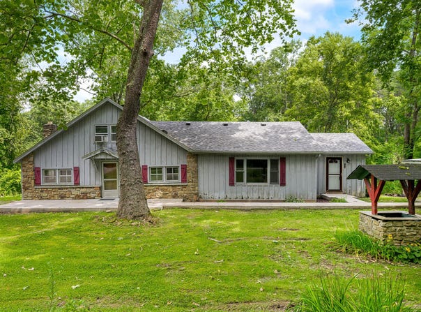 897 Eads Lane, Nashville, IN 47448