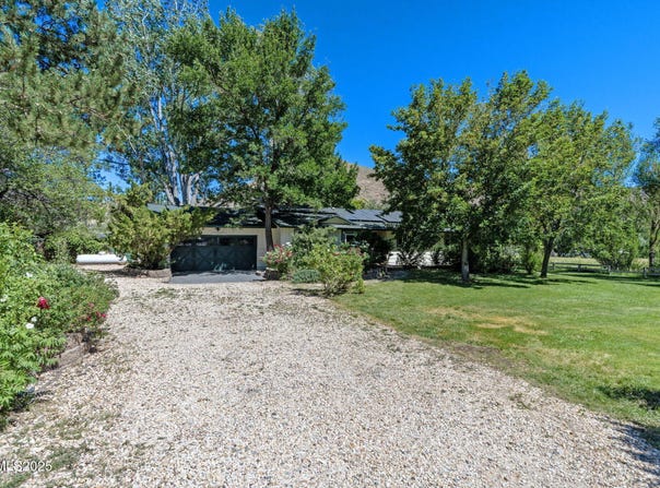 22900 Carriage Drive, Reno, NV 89521